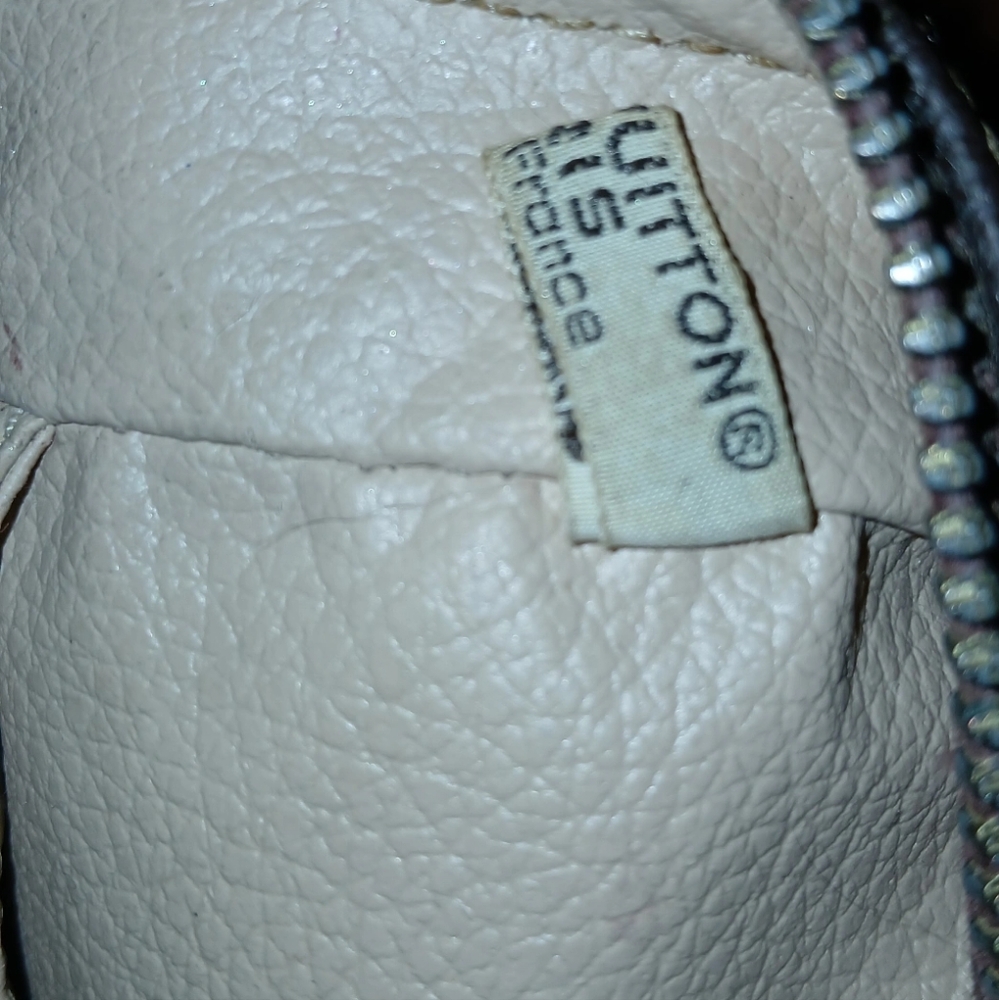LOUIS VUITTON VINTAGE MAKEUP BAG - Picture 13 of 13